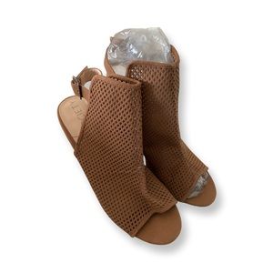 NWOB - Sole Society size 9